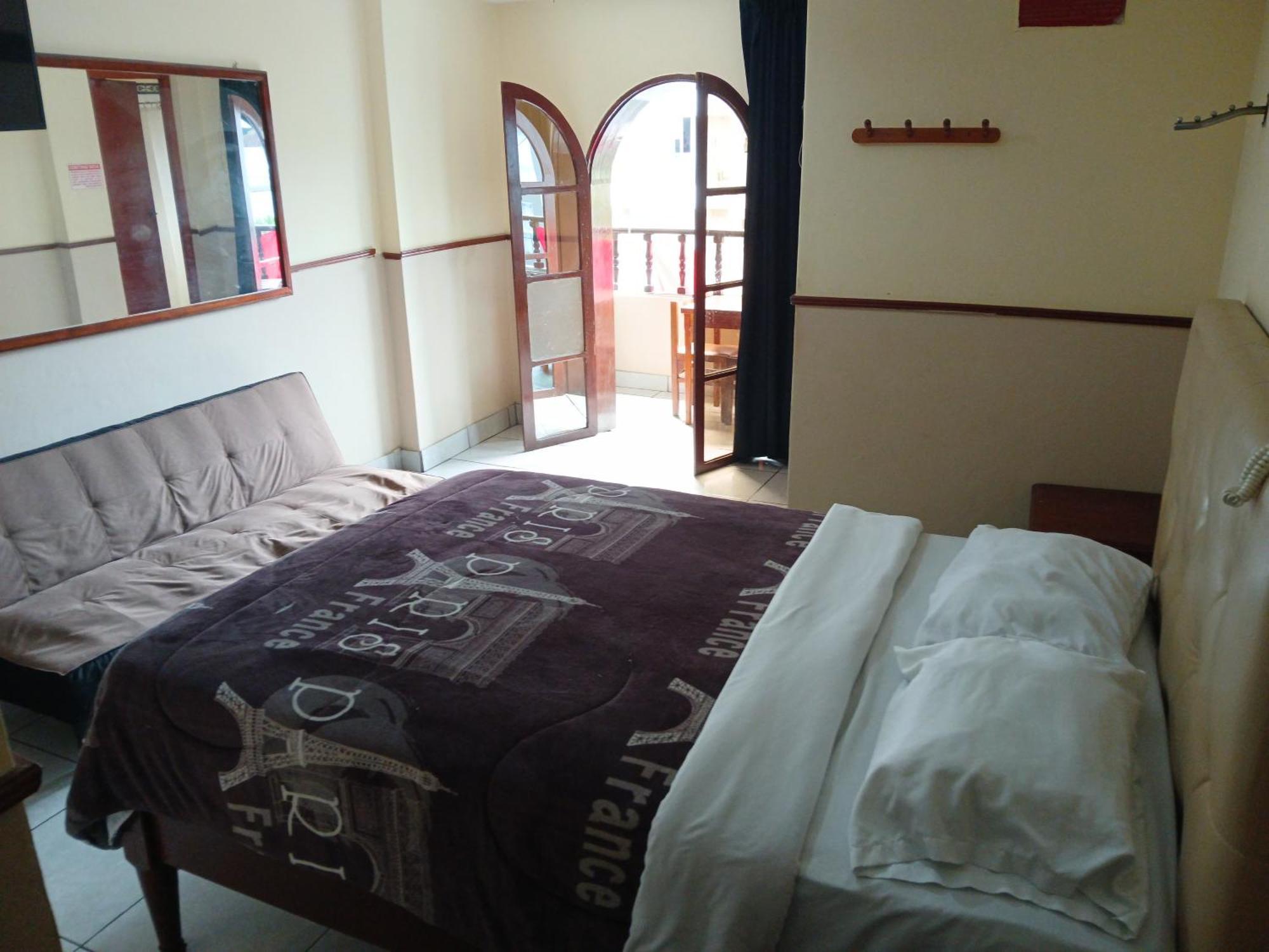 Pensión Residencial San Felipe Lima